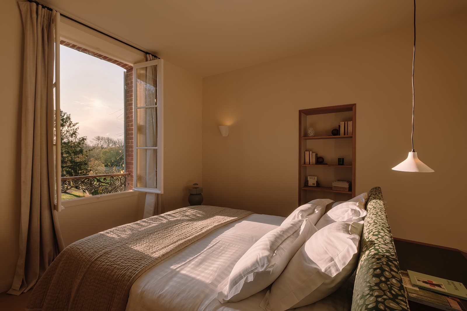 Bedroom 01